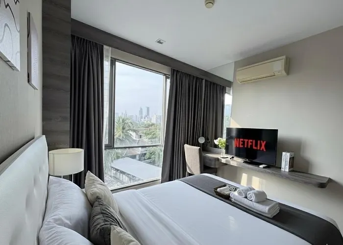 Luxury 2br 2ba Trapezo Walk To Mrt Qsncc Apartment *